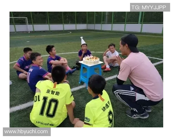 恭喜！江南学校夺得镇江市2025年度“市长杯”学校足球联赛初中男子组冠军